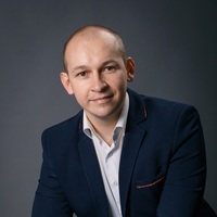 Юрий Иванов