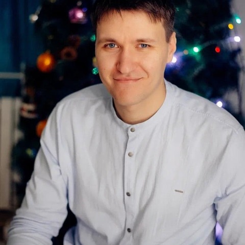 Александр Токмаков