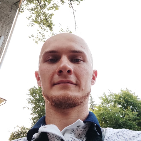 Роман Степанов