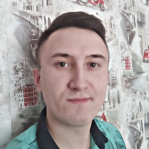 Дмитрий Саенко