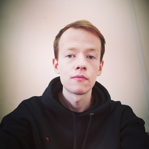Максим Иванов