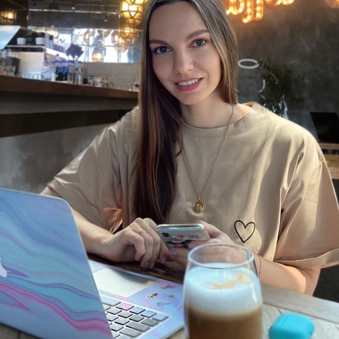 Анна Диянова