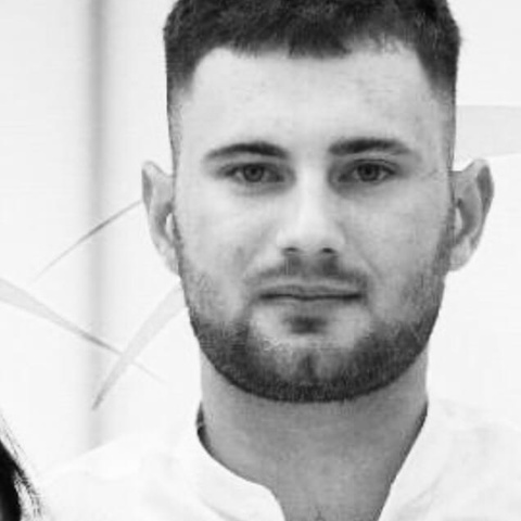 Максим Кутузов