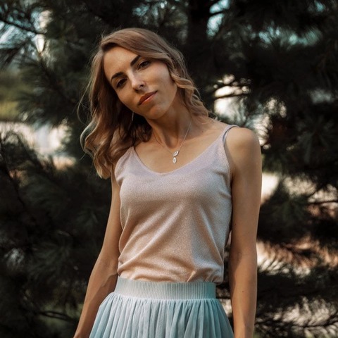 Юлия Сонина