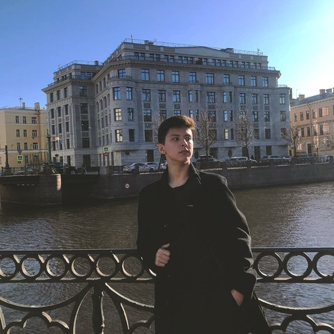 Константин Семенов