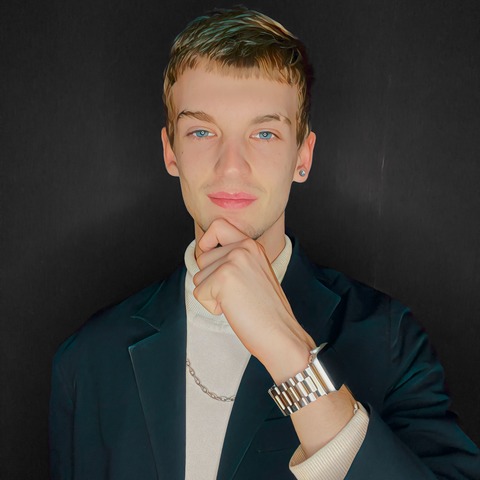 Александр Громов