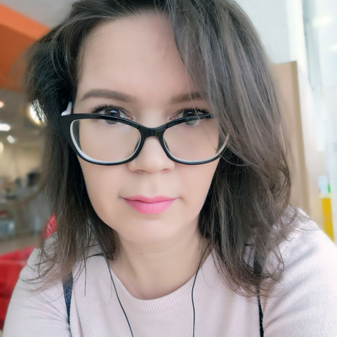 Марина Азарова