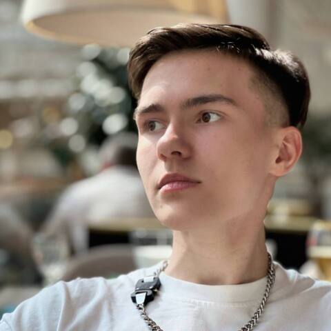 Константин Шахов