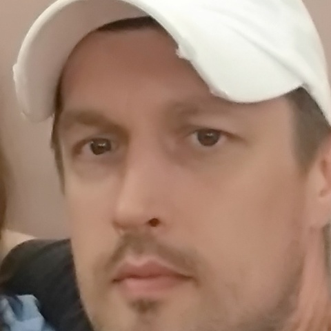 Илья Уткин