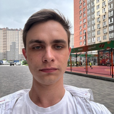 Илья Яцеленко