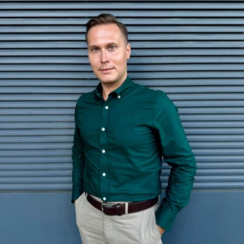 Игорь Новоселов