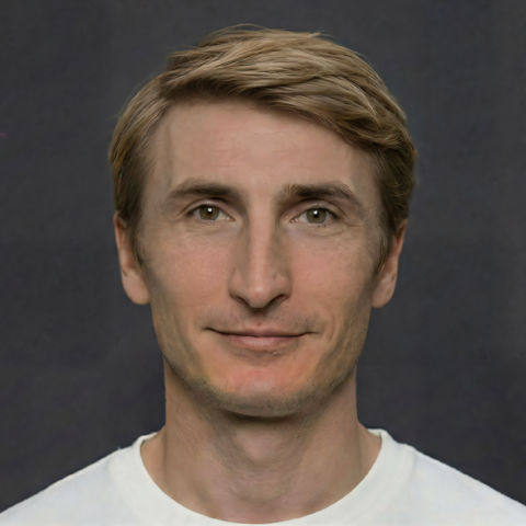 Александр Баранов