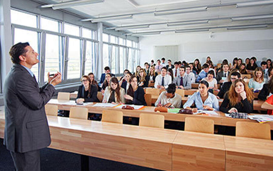 Ecole hoteliere de Lausanne (4951)