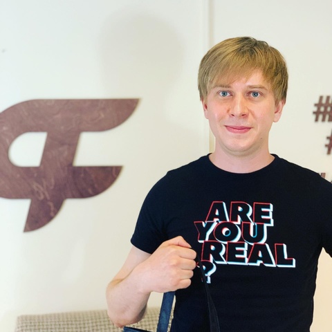 Максим Кузнецов